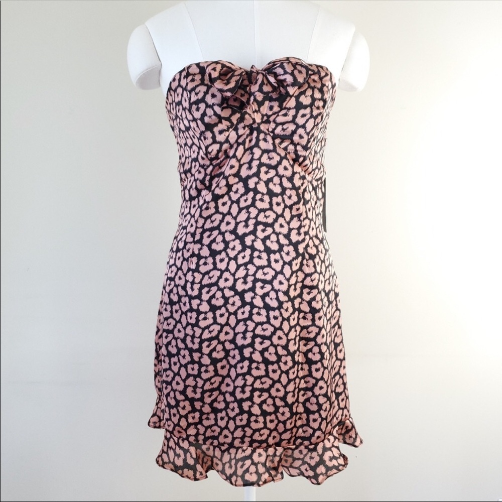 Woman’s Lulu’s Dress
